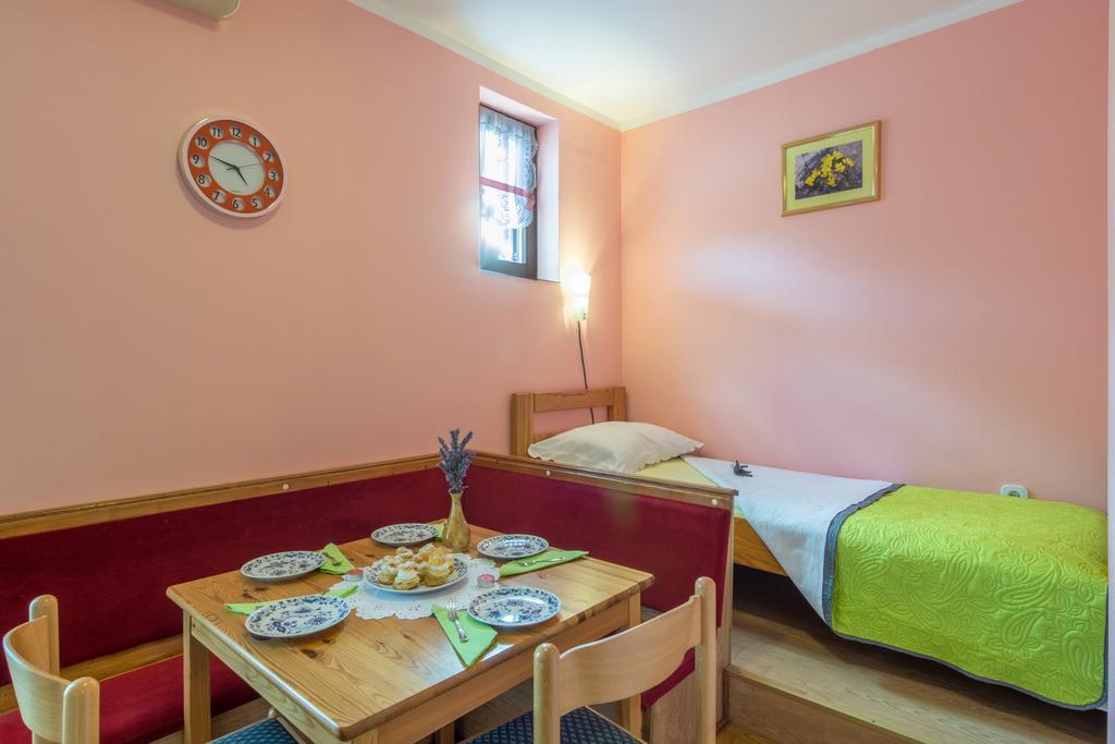 מסלניקה Apartment Danica מראה חיצוני תמונה