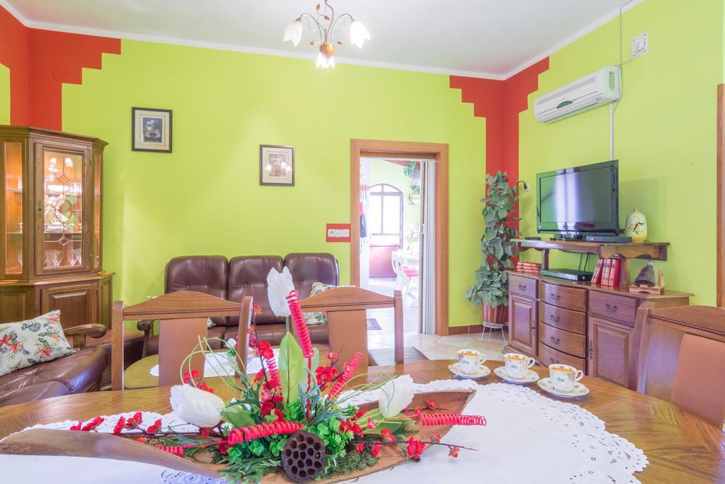 מסלניקה Apartment Danica מראה חיצוני תמונה